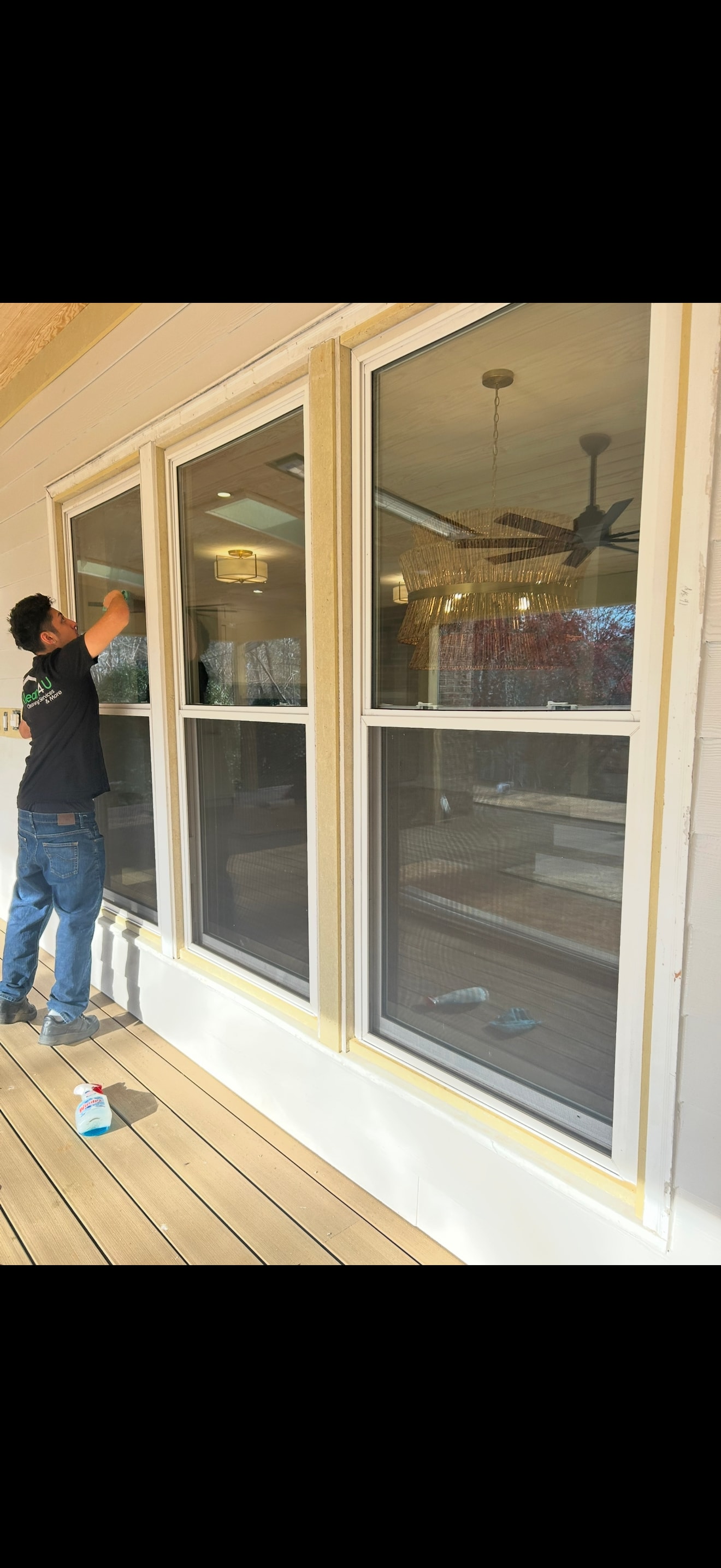 Commercial cleaning service